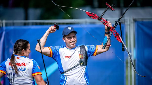  Elía Canales y Miguel Alvariño en Equipos Mixtos